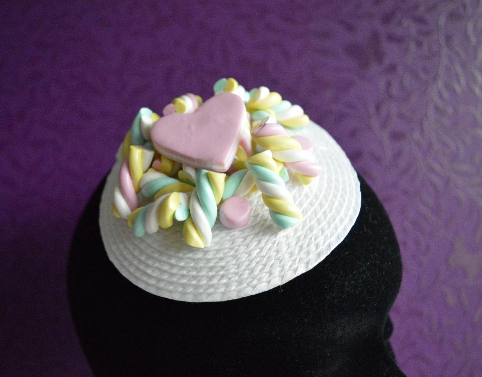 IMAGE - White fascinator with polymer clay marshmellows. Fixes to hair with a comb.
